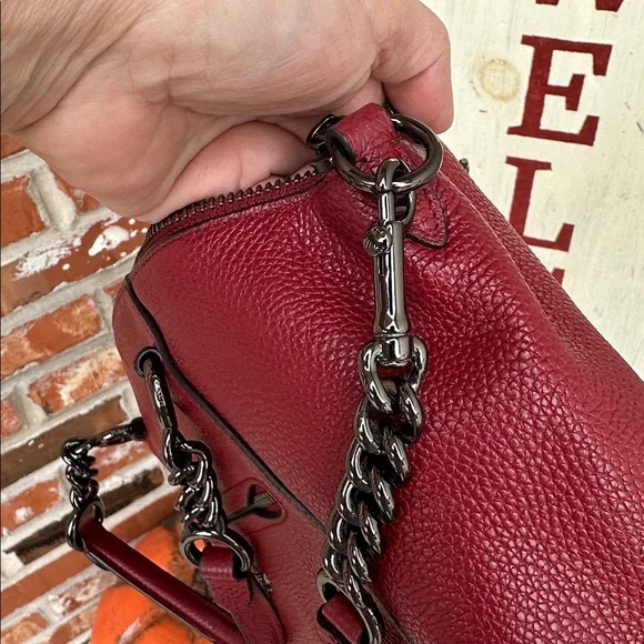 COACH CHAIN PRAIRIE SATCHEL BAG PEBBLED LEATHER - BURGUNDY/CHERRY RED - Picture 8 of 12